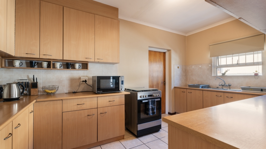 3 Bedroom Property for Sale in Twin Palms Western Cape